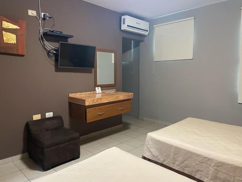 Hotel Santo Domingo Express 비야에르모사 외부 사진
