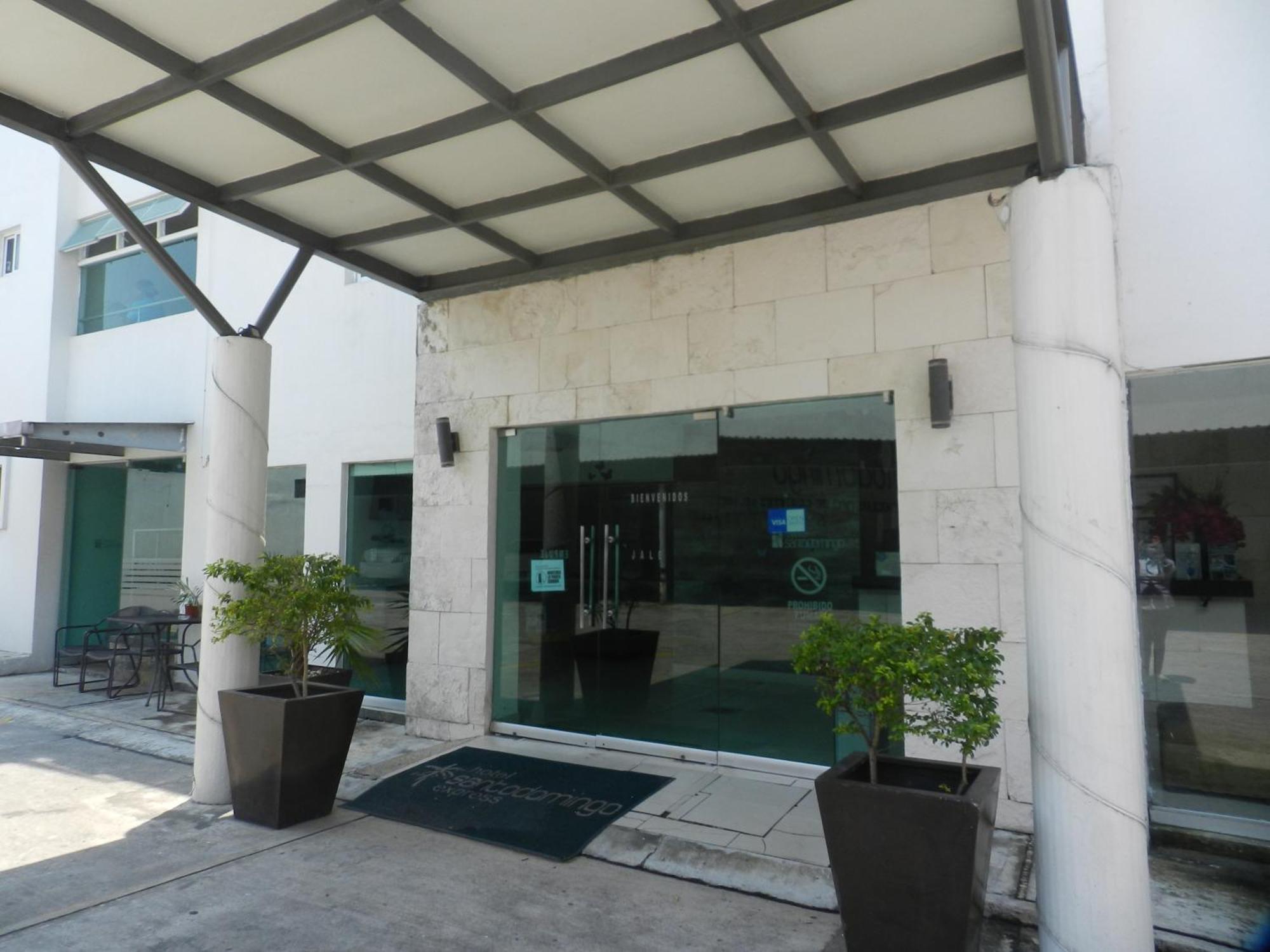Hotel Santo Domingo Express 비야에르모사 외부 사진